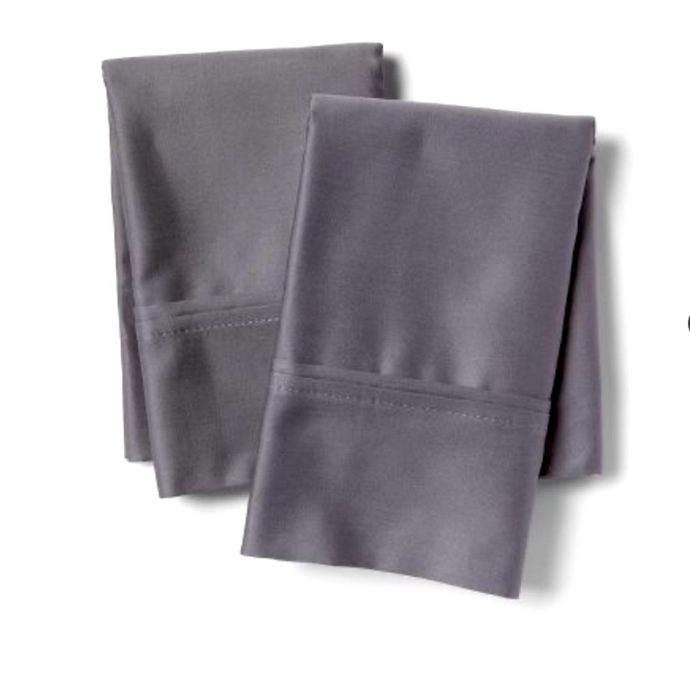 King size Threshold 400 count pillowcases- gray